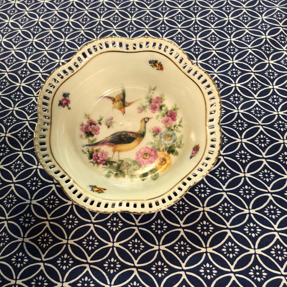 Bavarian Schumann Arzberg Germany Lattice / Bird Floral Dish